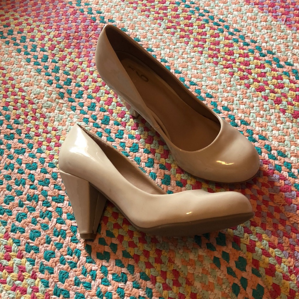 Size 6 Mix No. 6 Bone Nude Pump Heel